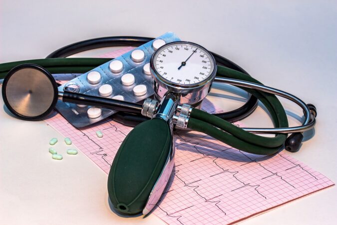 EKG ZAPIS STETOSKOP